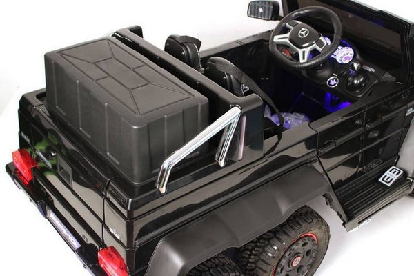 Mercedes-Benz G63-AMG 4WD A006AA (ЛИЦЕНЗИОННАЯ МОДЕЛЬ). Полноприводный.