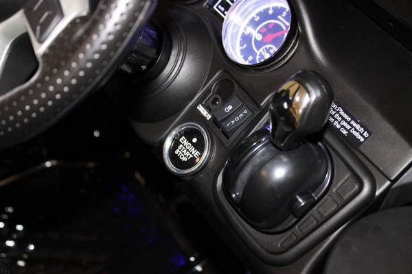 Mercedes-Benz G63-AMG 4WD A006AA (ЛИЦЕНЗИОННАЯ МОДЕЛЬ). Полноприводный.