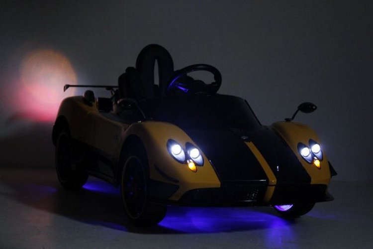 Детский электромобиль PAGANI-ZONDA-CINQUE A009AA на резиновых колесах.