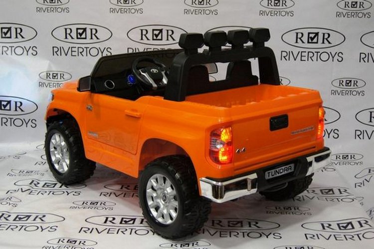Лицензионная модель TOYOTA TUNDRA MINI JJ2266 с дистанционным управлением