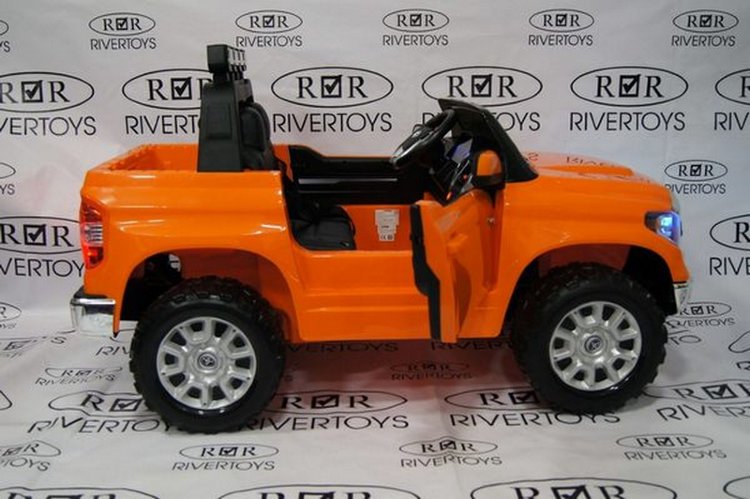 Лицензионная модель TOYOTA TUNDRA MINI JJ2266 с дистанционным управлением
