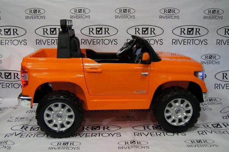 Лицензионная модель TOYOTA TUNDRA MINI JJ2266 с дистанционным управлением