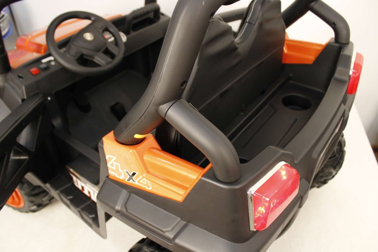 Детский полноприводный электромобиль BUGGY О333ОО (4*4)